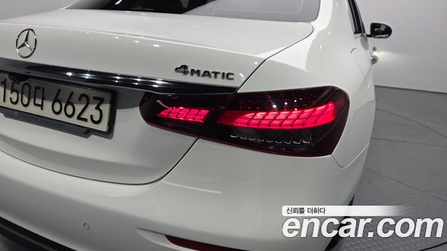 Mercedes-Benz E-Class (W213) E220d 4MATIC Exclusive 2021 — фото 23