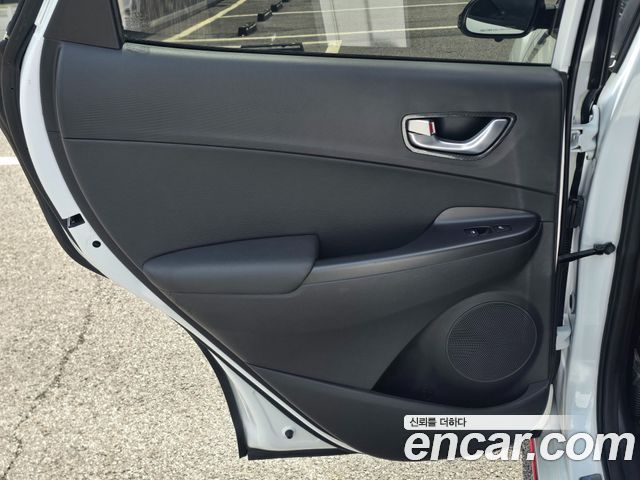 Hyundai Kona Hybrid Inspiration 2021 — фото 15