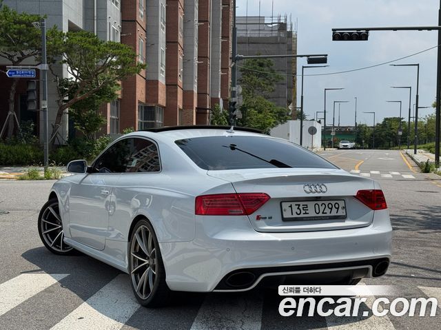 Audi RS5 4.2 FSI Quattro 8T3 2016 — фото 2