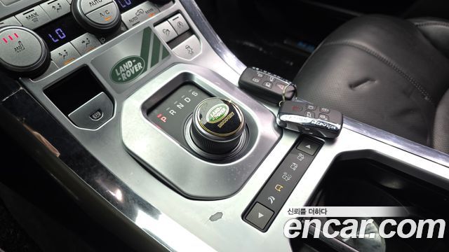 Land Rover Range Rover Evoque 2.0 TD4 HSE Dynamic 2018 — фото 9