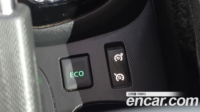 Renault Korea QM3 RE 2014 — фото 18