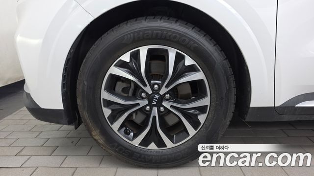 Kia Carnival (IV) Gasoline 9-Seater Signature 2021 — фото 5