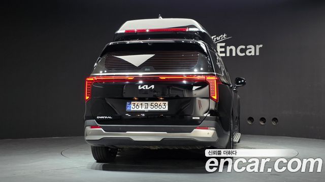 Kia Carnival (IV) HEV 4-Seater Hi Limousine Signature 2025 — фото 4