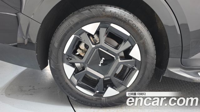 Kia Carnival (IV) HEV 4-Seater Hi Limousine Signature 2025 — фото 5