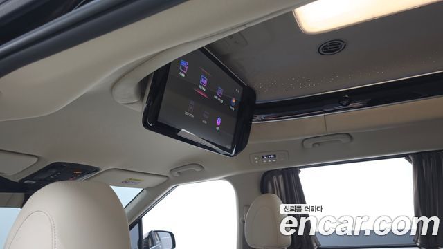 Kia Carnival (IV) HEV 4-Seater Hi Limousine Signature 2025 — фото 18