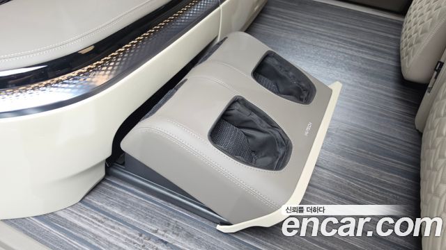 Kia Carnival (IV) HEV 4-Seater Hi Limousine Signature 2025 — фото 20