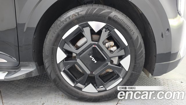 Kia Carnival (IV) HEV 4-Seater Hi Limousine Signature 2025 — фото 21