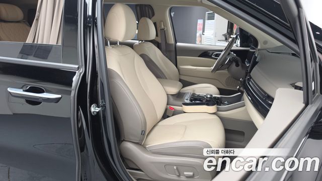 Kia Carnival (IV) HEV 4-Seater Hi Limousine Signature 2025 — фото 26