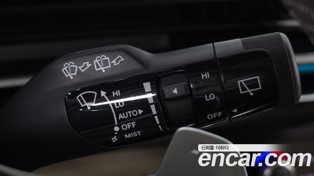 Kia Carnival (IV) HEV 4-Seater Hi Limousine Signature 2025 — фото 41