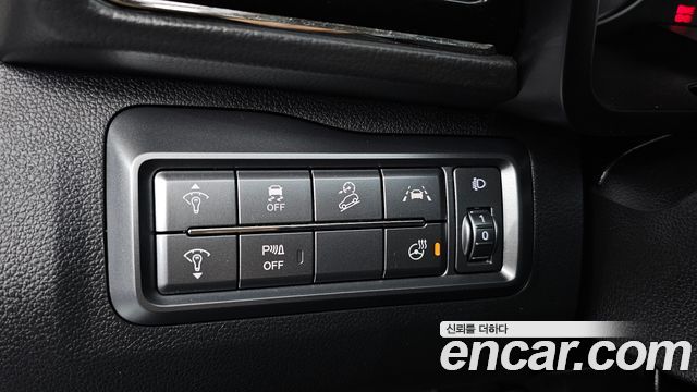KG Mobility (SsangYong) Very New Tivoli Gasoline 1.5 2WD V3 2022 — фото 18