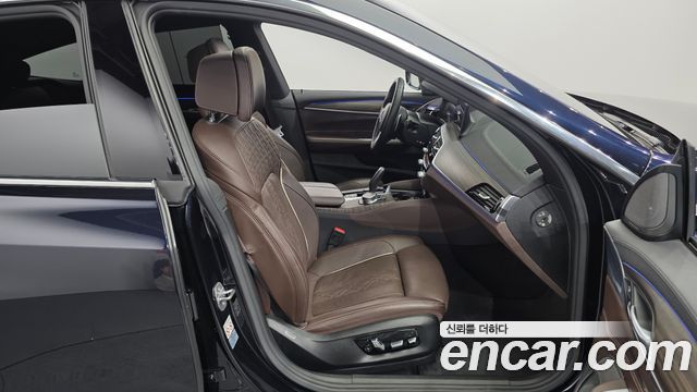 BMW 6 Series GT (G32) 640i xDrive M Sport 2019 — фото 12