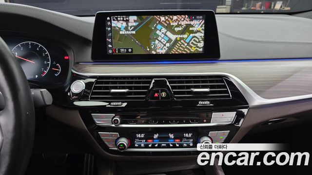 BMW 6 Series GT (G32) 640i xDrive M Sport 2019 — фото 18
