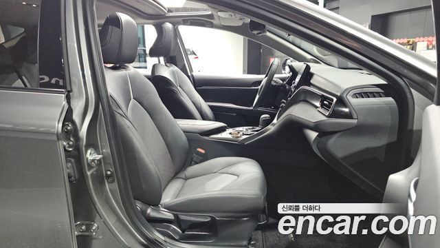 Toyota Camry (XV70) 2.5 XSE Hybrid 2024 — фото 12
