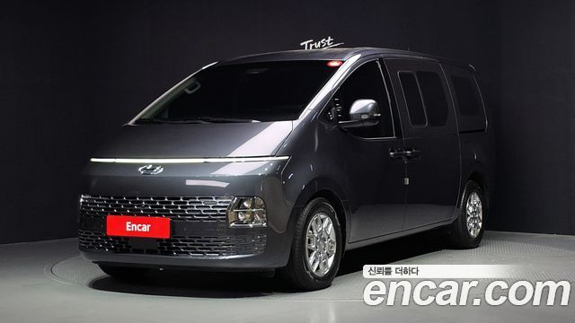 Hyundai Staria L3.5 Cargo 5-Seater Modern 2022 — фото 1