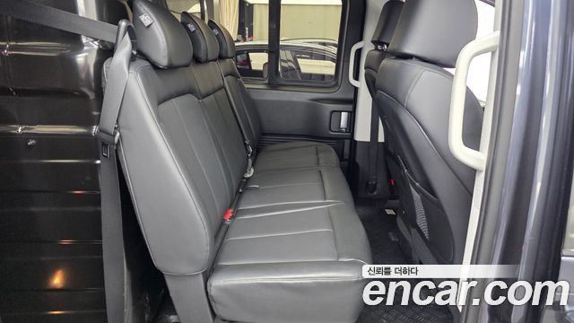 Hyundai Staria L3.5 Cargo 5-Seater Modern 2022 — фото 12