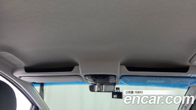 Hyundai Staria L3.5 Cargo 5-Seater Modern 2022 — фото 19