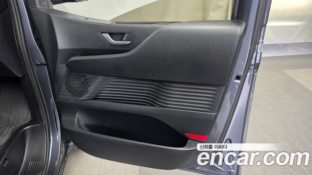 Hyundai Staria L3.5 Cargo 5-Seater Modern 2022 — фото 25