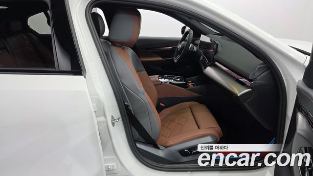 BMW 5 Series (G60) 530i xDrive M Sport 2026 — фото 12