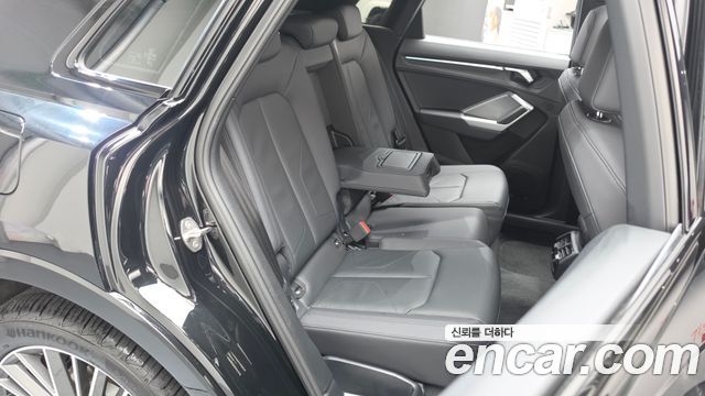 Audi Q3 (F3) 40 TFSI Quattro Premium 2025 — фото 15