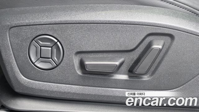 Audi Q3 (F3) 40 TFSI Quattro Premium 2025 — фото 22