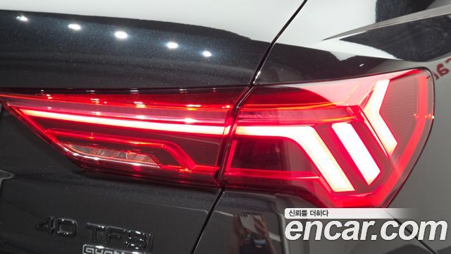 Audi Q3 (F3) 40 TFSI Quattro Premium 2025 — фото 29