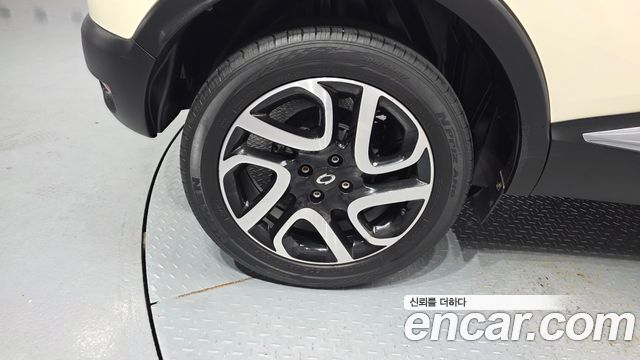 Renault Korea QM3 LE 2015 — фото 5