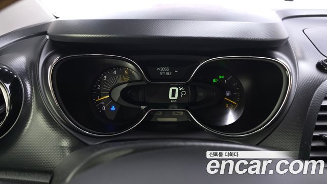 Renault Korea QM3 LE 2015 — фото 8