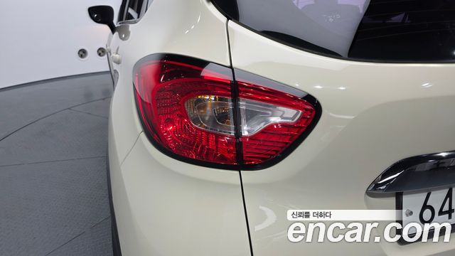 Renault Korea QM3 LE 2015 — фото 23