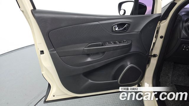 Renault Korea QM3 LE 2015 — фото 24