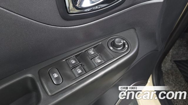 Renault Korea QM3 LE 2015 — фото 28