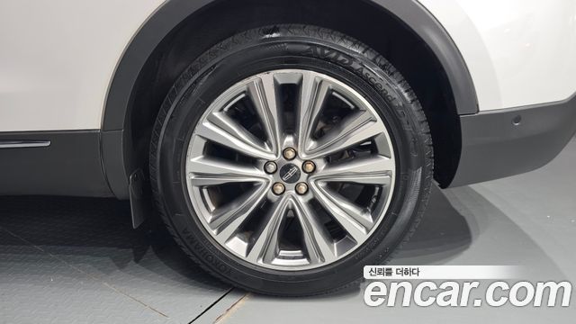 Lincoln MKX (II) 2.7 2WD 2018 — фото 21