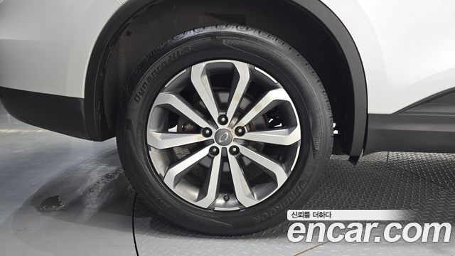 Renault Korea QM6 2.0 LPe LE Signature 2WD 2022 — фото 5
