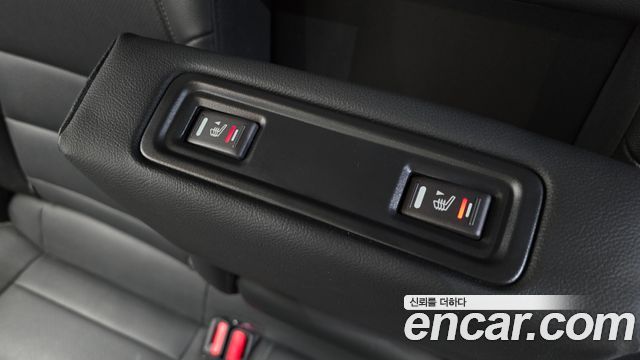 Renault Korea QM6 2.0 LPe LE Signature 2WD 2022 — фото 15