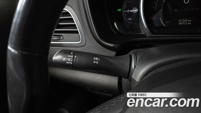 Renault Korea QM6 2.0 LPe LE Signature 2WD 2022 — фото 20