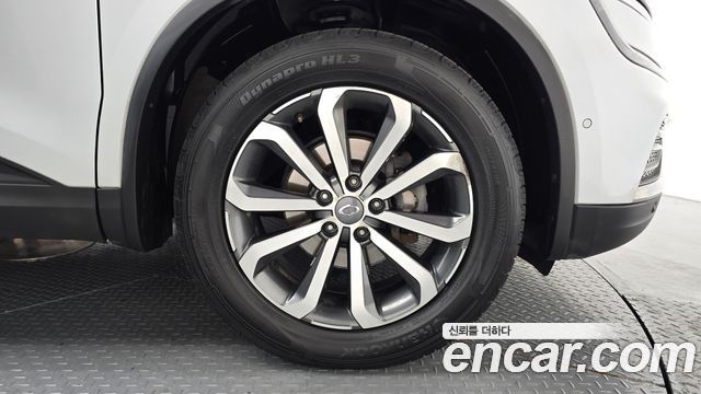 Renault Korea QM6 2.0 LPe LE Signature 2WD 2022 — фото 21