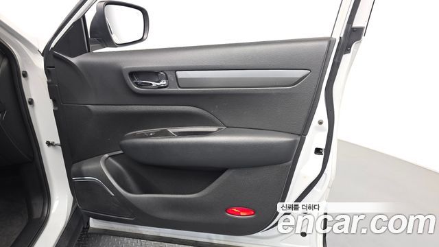 Renault Korea QM6 2.0 LPe LE Signature 2WD 2022 — фото 24