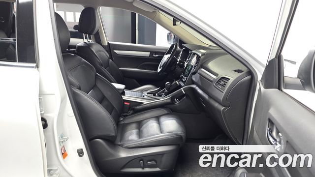 Renault Korea QM6 2.0 LPe LE Signature 2WD 2022 — фото 26