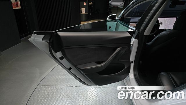 Tesla Model 3 Long Range AWD 2020 — фото 25