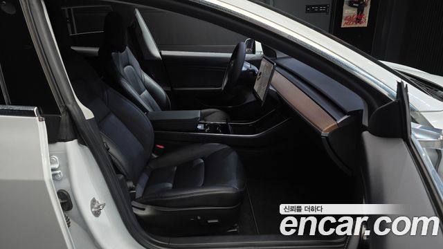 Tesla Model 3 Long Range AWD 2020 — фото 26