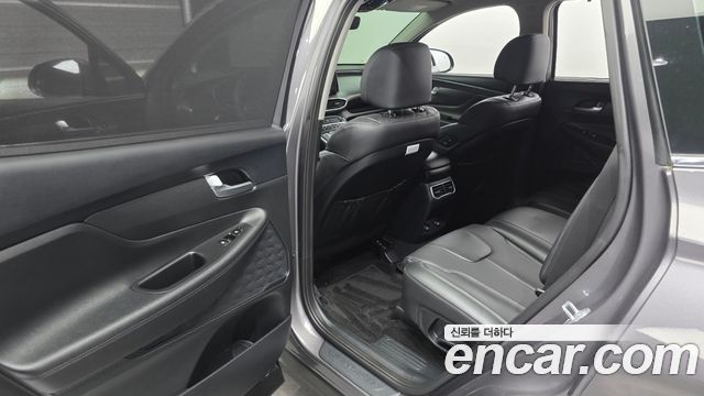 Hyundai Santa Fe Gasoline 2.5T 4WD Prestige 2023 — фото 11
