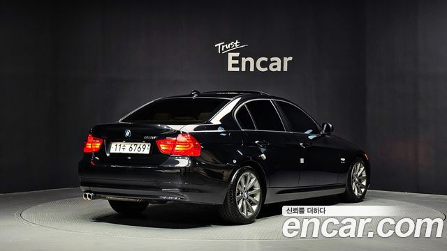 BMW 3 Series (E90) 328Xi Sedan 2011 — фото 2