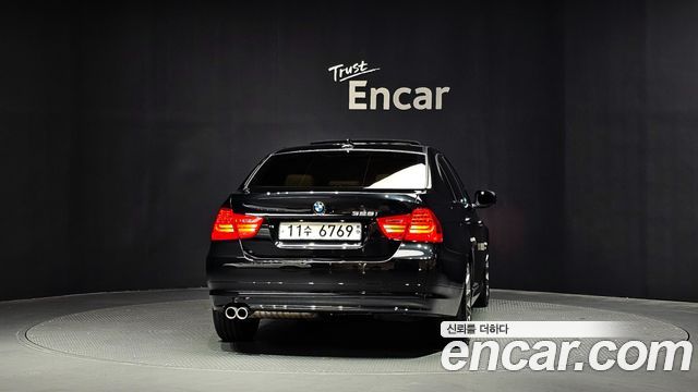 BMW 3 Series (E90) 328Xi Sedan 2011 — фото 4
