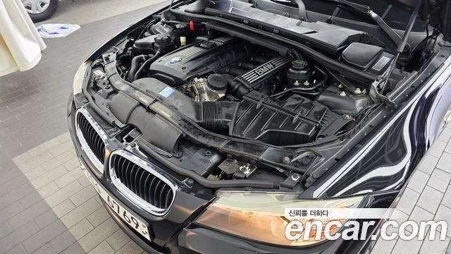 BMW 3 Series (E90) 328Xi Sedan 2011 — фото 6