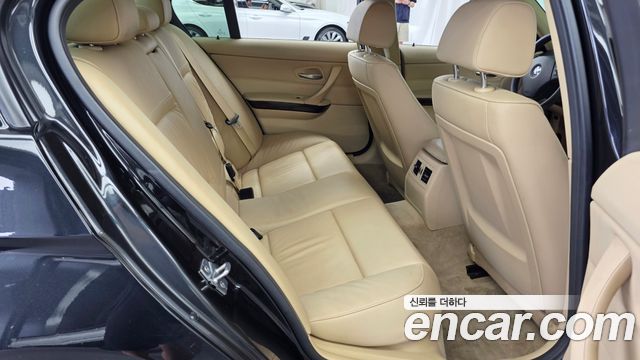 BMW 3 Series (E90) 328Xi Sedan 2011 — фото 15
