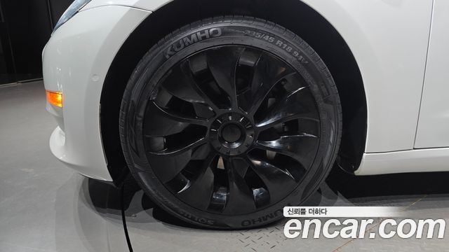 Tesla Model 3 Long Range AWD 2022 — фото 5