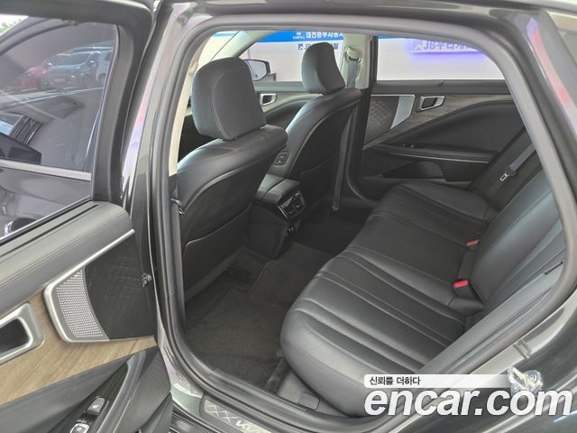 Kia K8 2.5 Gasoline 2WD Noblesse 2023 — фото 10