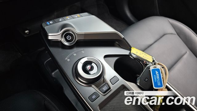 Kia EV6 Standard Light 2024 — фото 9