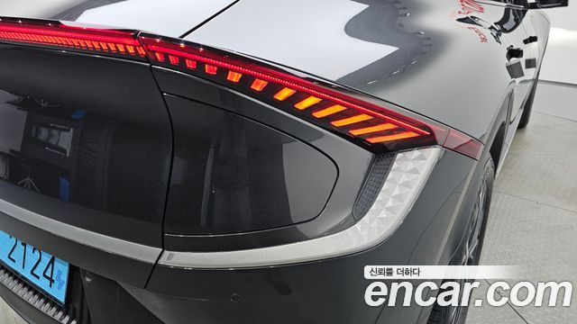 Kia EV6 Standard Light 2024 — фото 29