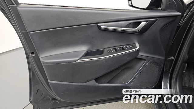 Kia EV6 Standard Light 2024 — фото 30