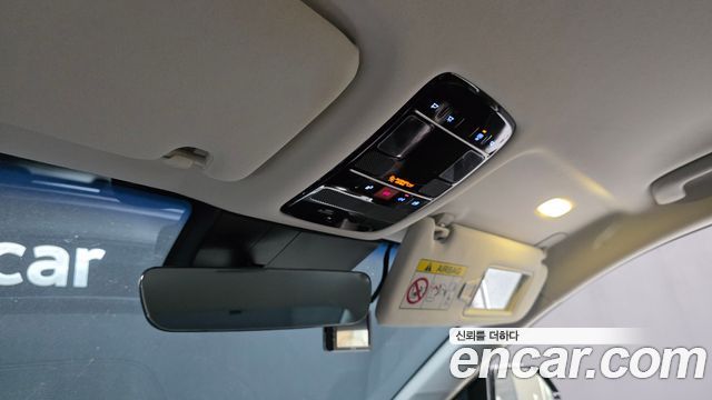 Hyundai Grandeur (GN7) 3.5 LPG 2WD Premium 2023 — фото 17